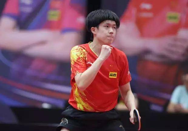 充满活力的 充满活力的